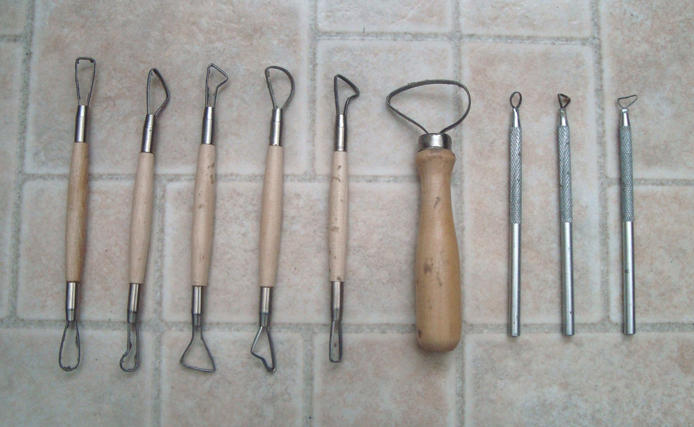 Sculpting Tools, Costuming