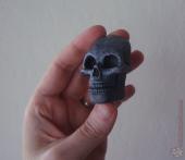 Small skull magnet painted like granite stone